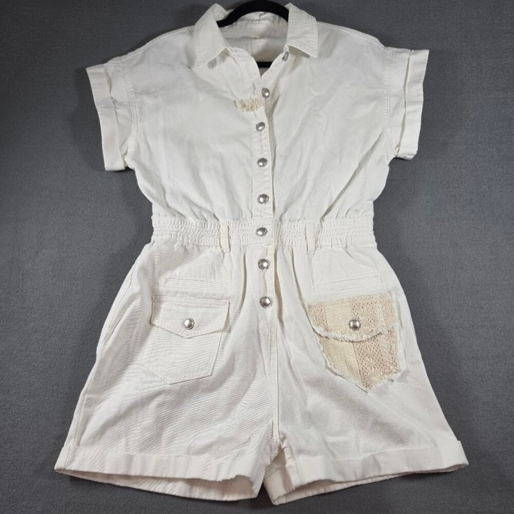 POL Clothing White Crochet Lace Pocket Button Front Short Sleeve Romper Small